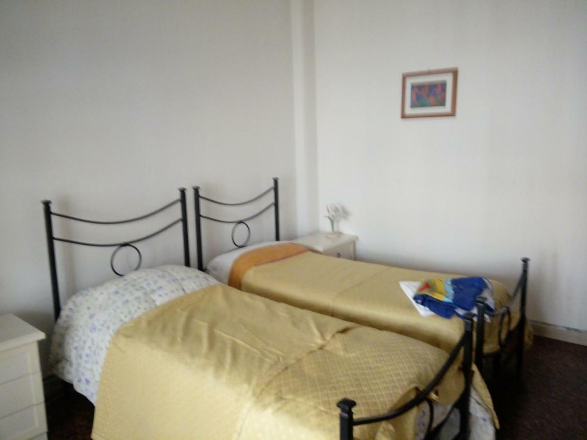 Alloggio Turistico P.Lodi Roma Exterior foto